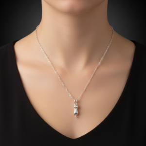 colgante-gato-tumbado-persona